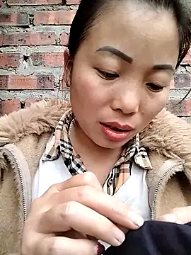 Ella-aa online show from 02-24-26, 07:42