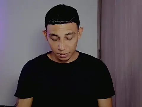 nilo2021 online show from 06-07-26, 12:49