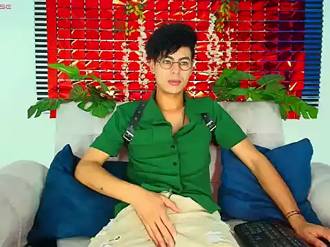 ThiiagoSaeenz online show from 02-13-26, 03:12