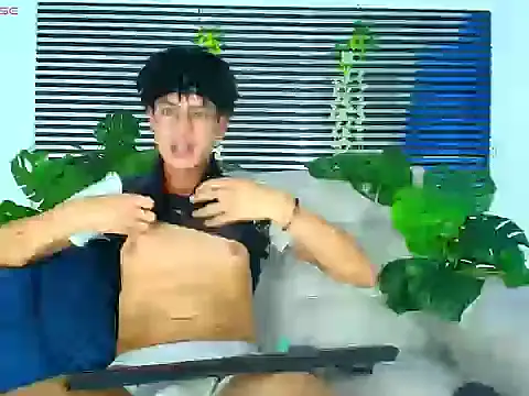 ThiiagoSaeenz online show from 03-14-26, 06:03