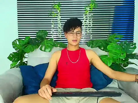 ThiiagoSaeenz online show from 03-01-26, 04:23