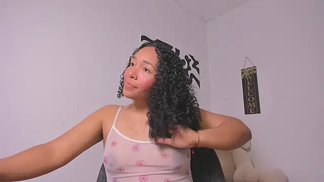 Nia13 online show from 04-12-26, 04:38