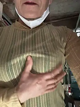 Snapshot of YANINA120 chatting on 02-24-26, 02:12 YANINA120 online show from 02-24-26, 02:12