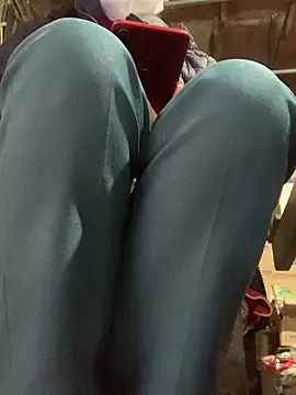 Snapshot of YANINA120 chatting on 02-02-26, 01:37 YANINA120 online show from 02-02-26, 01:37