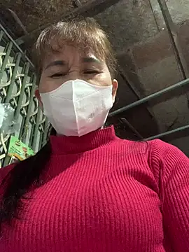 Snapshot of YANINA120 chatting on 02-15-26, 10:58 YANINA120 online show from 02-15-26, 10:58