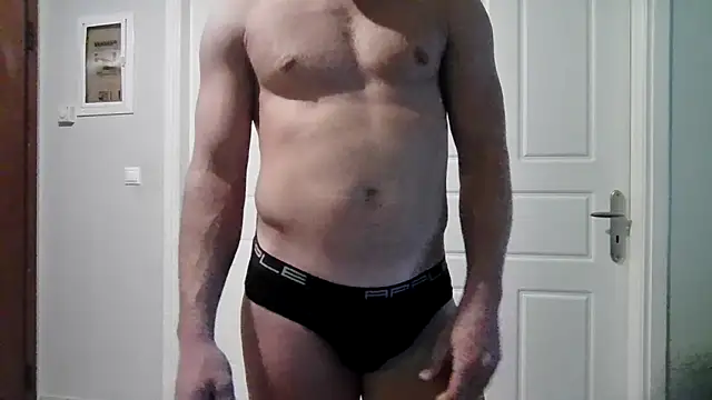 YoungforOld32 online show from 03-03-26, 01:40