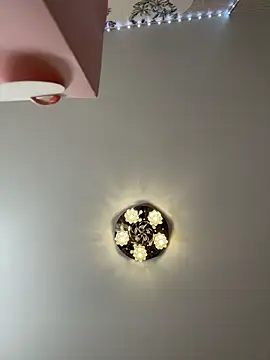 MiaTee online show from 02-03-26, 06:40