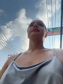 MiaTee online show from 04-04-26, 01:56