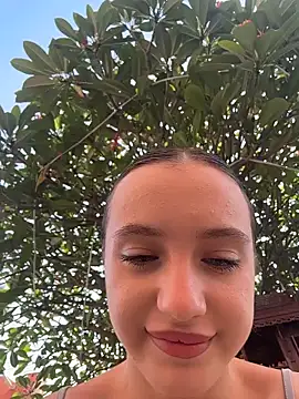 MiaTee online show from 04-10-26, 02:07