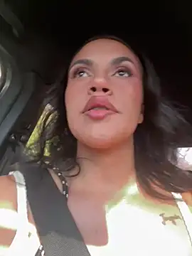 Snapshot of AndiVasquez chatting on 07-14-26, 12:55 AndiVasquez online show from 07-14-26, 12:55