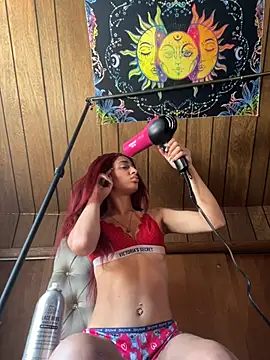 Snapshot of heluvsbabii chatting on 04-21-26, 06:25 heluvsbabii online show from 04-21-26, 06:25