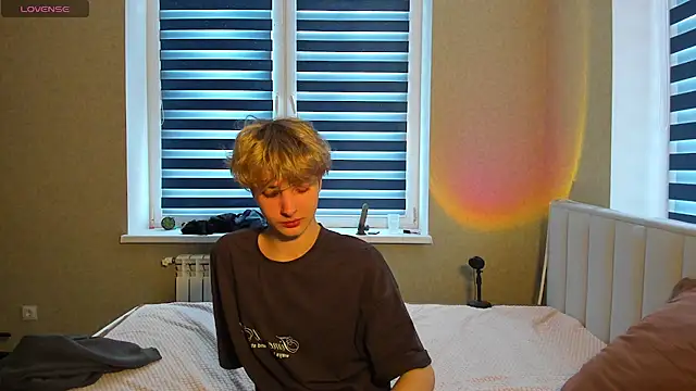 Snapshot of bunnyblush67 chatting on 02-25-26, 07:30 bunnyblush67 online show from 02-25-26, 07:30