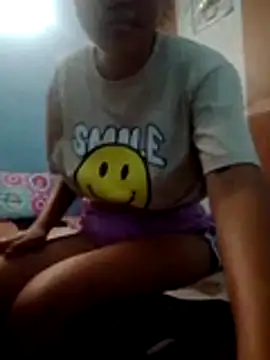 Snapshot of lovely_pilipina19 chatting on 06-26-26, 04:40 lovely pilipina19 online show from 06-26-26, 04:40