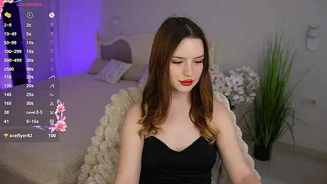 Milana Moons online show from 07-17-26, 10:56