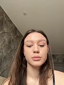 CarmenHill online show from 05-10-26, 06:28