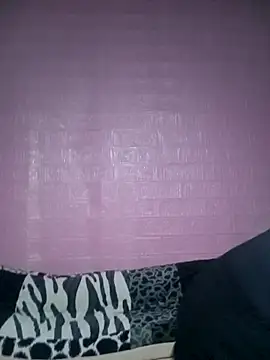 Snapshot of Weygt_thest chatting on 02-19-26, 12:02 Weygt thest online show from 02-19-26, 12:02