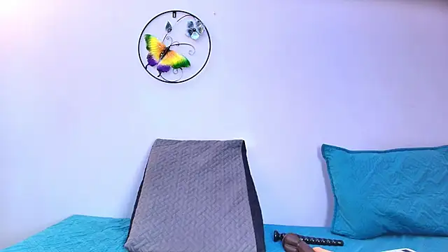 Snapshot of melany_roberts_ chatting on 02-27-26, 03:18 melany roberts online show from 02-27-26, 03:18