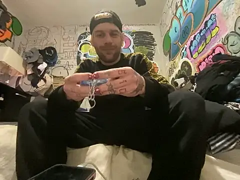 gothboiplzty online show from 05-02-26, 08:08