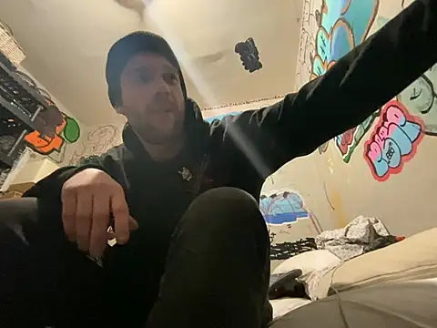 Snapshot of gothboiplzty chatting on 02-24-26, 11:27 gothboiplzty online show from 02-24-26, 11:27