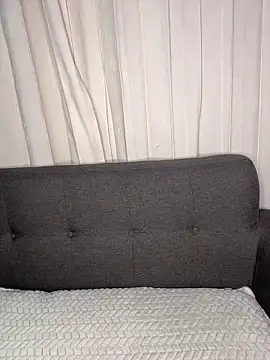 Snapshot of cristal__violetaa chatting on 02-12-26, 04:12 cristal violetaa online show from 02-12-26, 04:12