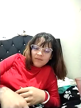 Snapshot of Melissa_giratt chatting on 02-19-26, 02:52 Melissa giratt online show from 02-19-26, 02:52
