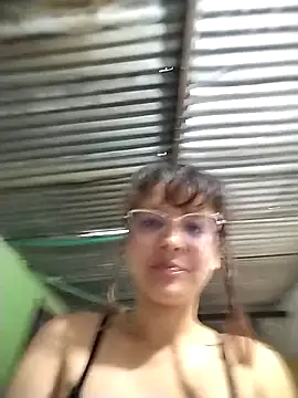 Snapshot of Melissa_giratt chatting on 02-06-26, 05:09 Melissa giratt online show from 02-06-26, 05:09