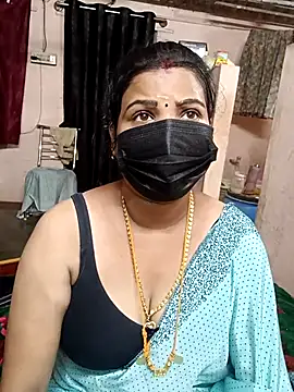 Snapshot of Madhusri_Tamil_Telugu chatting on 04-29-26, 02:10 Madhusri Tamil Telugu online show from 04-29-26, 02:10