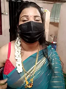 Snapshot of Madhusri_Tamil_Telugu chatting on 05-18-26, 01:38 Madhusri Tamil Telugu online show from 05-18-26, 01:38