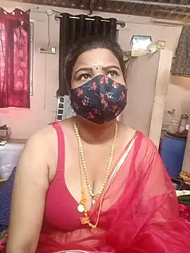 Snapshot of Madhusri_Tamil_Telugu chatting on 04-28-26, 02:38 Madhusri Tamil Telugu online show from 04-28-26, 02:38