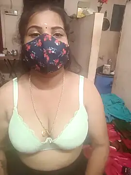 Snapshot of Madhusri_Tamil_Telugu chatting on 03-02-26, 04:25 Madhusri Tamil Telugu online show from 03-02-26, 04:25