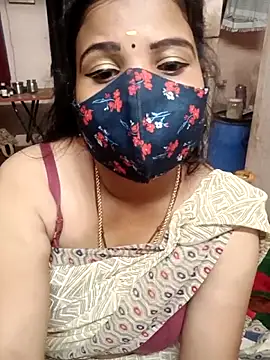 Snapshot of Madhusri_Tamil_Telugu chatting on 02-24-26, 04:19 Madhusri Tamil Telugu online show from 02-24-26, 04:19