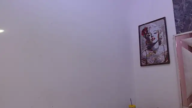 Snapshot of madissonrousecs chatting on 02-04-26, 12:33 madissonrousecs online show from 02-04-26, 12:33