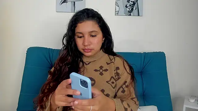 Victoria Rosee online show from 02-13-26, 12:38