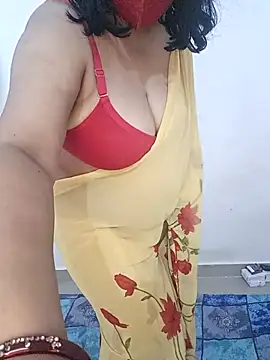 Ruby1hot2 online show from 04-16-26, 05:08