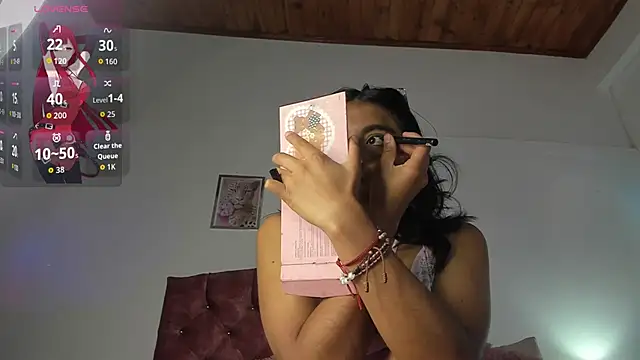 luna velveth online show from 04-06-26, 10:27