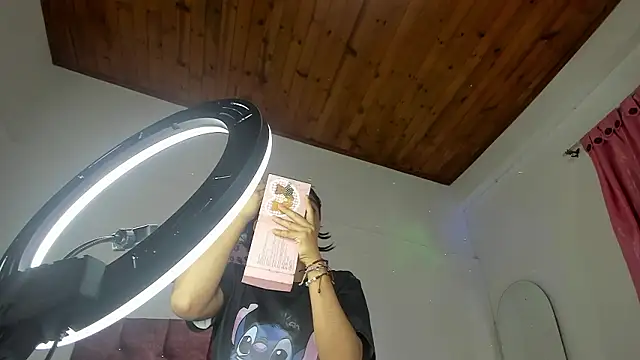 luna velveth online show from 02-21-26, 01:40