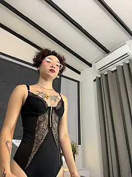 Snapshot of luci_butterfly chatting on 02-23-26, 07:25 luci butterfly online show from 02-23-26, 07:25