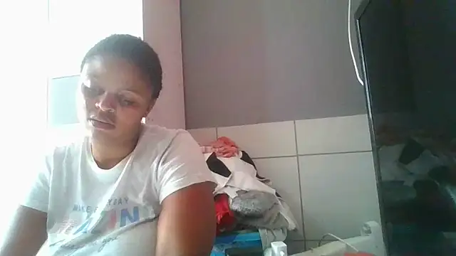 PrettyLisa26 online show from 05-11-26, 01:01