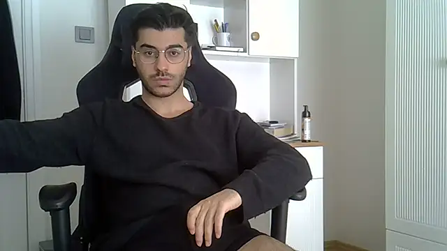 Snapshot of ciceroable chatting on 04-25-26, 11:02 ciceroable online show from 04-25-26, 11:02
