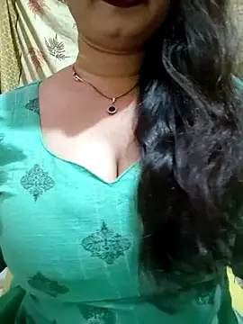 Snapshot of PARI51 chatting on 05-10-26, 07:49 PARI51 online show from 05-10-26, 07:49