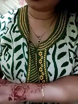 Snapshot of PARI51 chatting on 07-14-26, 07:42 PARI51 online show from 07-14-26, 07:42
