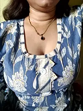 Snapshot of PARI51 chatting on 05-01-26, 03:22 PARI51 online show from 05-01-26, 03:22