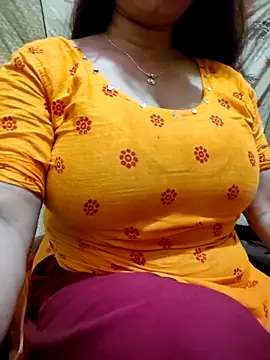 Snapshot of PARI51 chatting on 04-22-26, 07:53 PARI51 online show from 04-22-26, 07:53