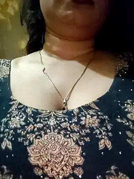 Snapshot of PARI51 chatting on 06-30-26, 08:31 PARI51 online show from 06-30-26, 08:31