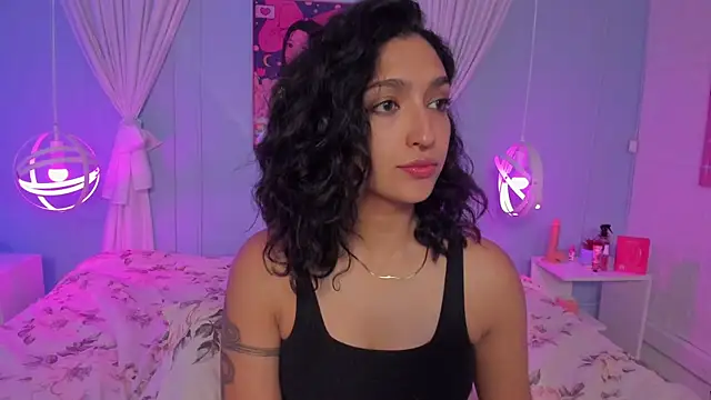Cleo Foxx online show from 05-11-26, 04:04