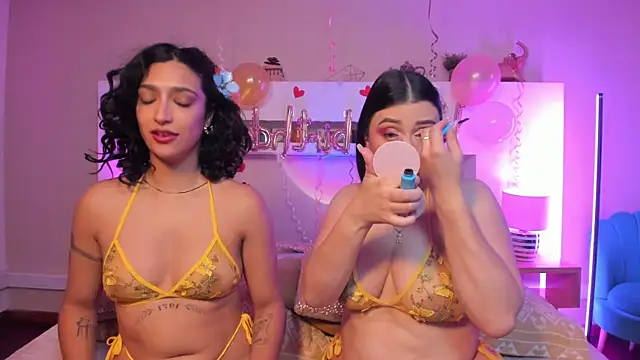 Cleo Foxx online show from 04-24-26, 12:07