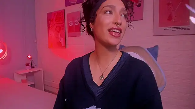 Snapshot of Cleo_Foxx chatting on 06-10-26, 12:06 Cleo Foxx online show from 06-10-26, 12:06