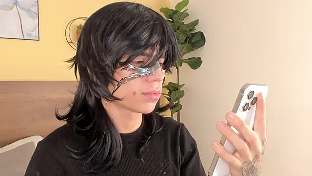 Snapshot of Angel_eros_ chatting on 02-25-26, 11:26 Angel eros online show from 02-25-26, 11:26