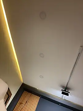 Snapshot of MiaTorres4 chatting on 02-12-26, 11:43 MiaTorres4 online show from 02-12-26, 11:43