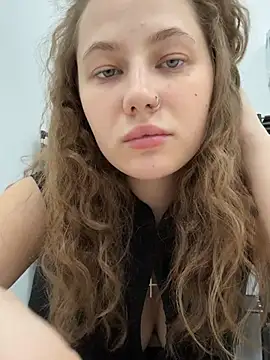 AsynaYuuki online show from 03-24-26, 05:57